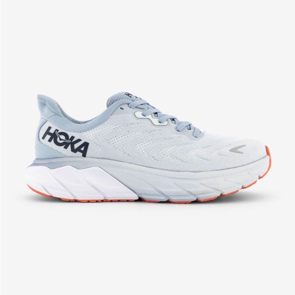 Arahi 6 Hokas, blue and coral colors size 9 women’s
